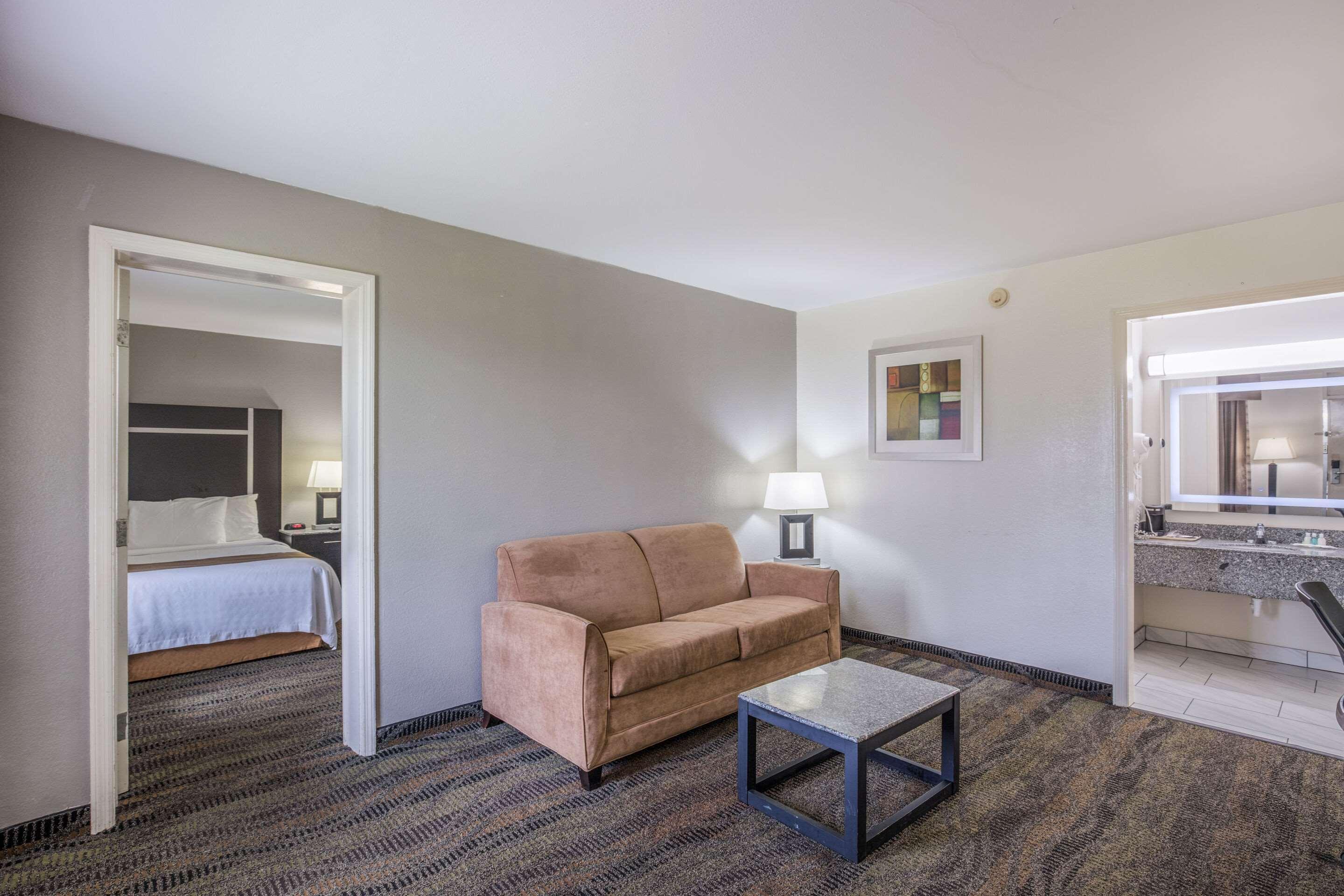 Quality Inn & Suites Conference Center Thomasville Luaran gambar