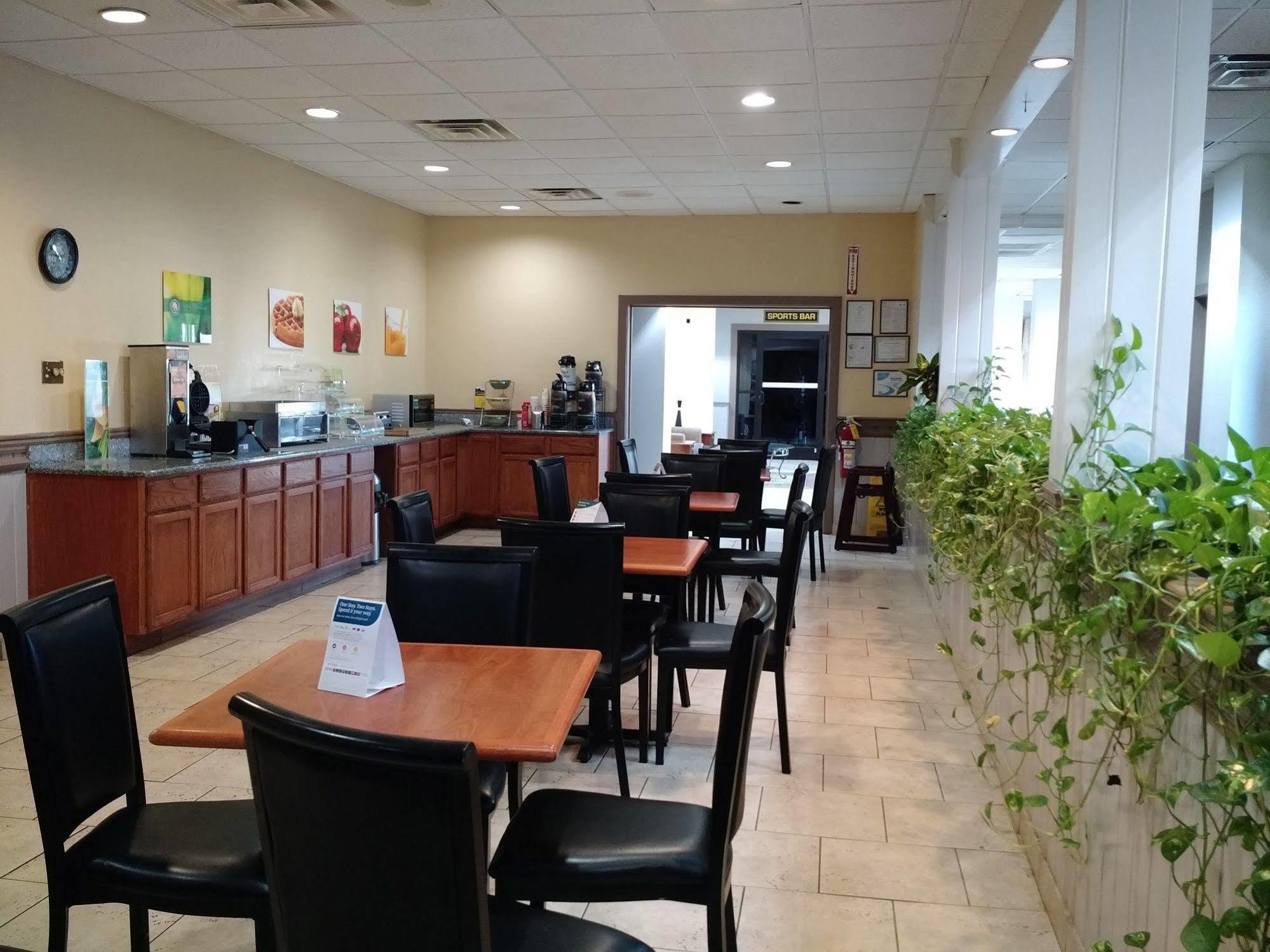 Quality Inn & Suites Conference Center Thomasville Luaran gambar
