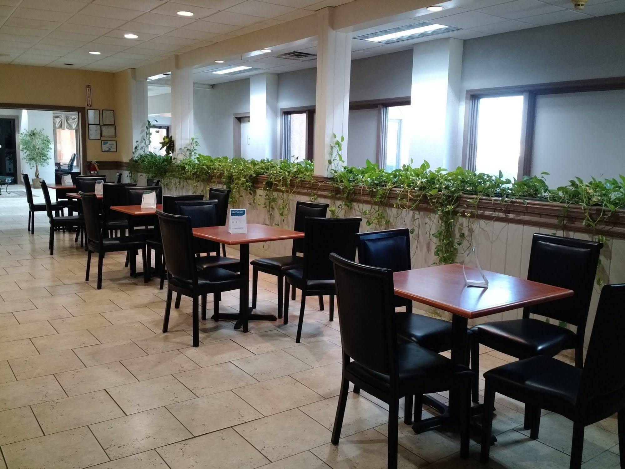 Quality Inn & Suites Conference Center Thomasville Luaran gambar